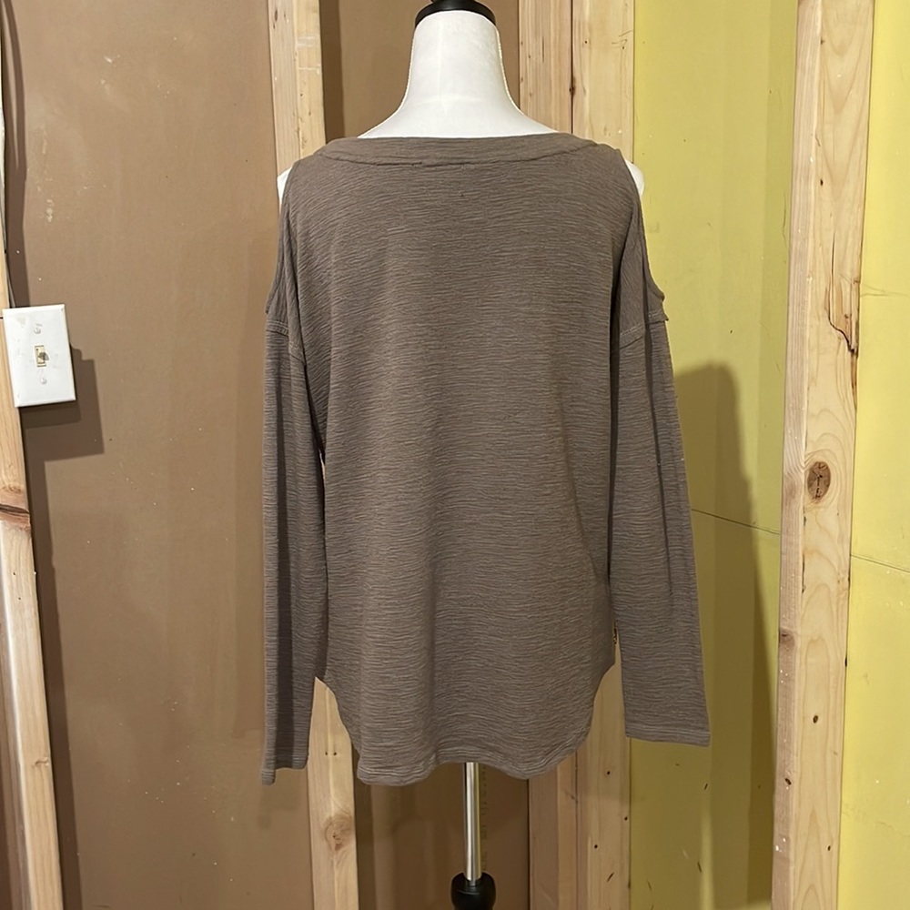 Knit top - Picture 3 of 3